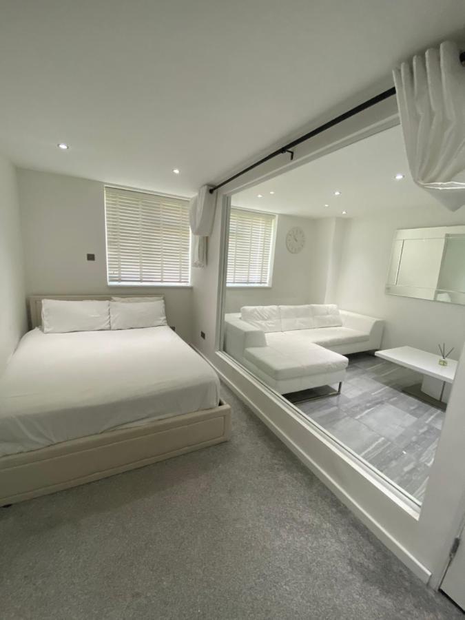 Luxurious High Spec 1 Bedroom Apartment In London Eltham Exterior photo